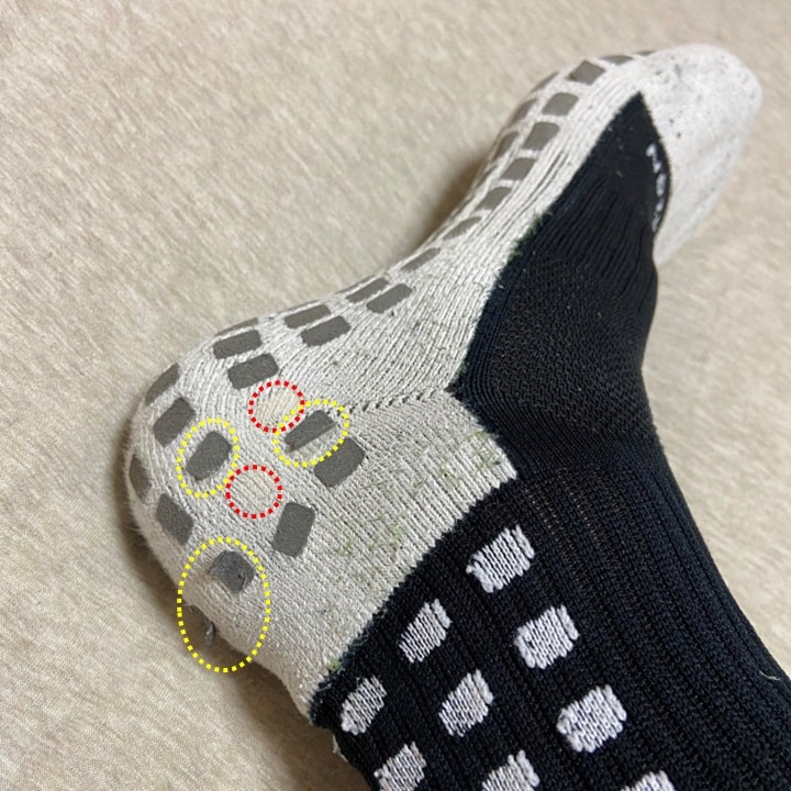 PRO1と履き比べデスポルチTESSA LIGHT TF PRO 2 PBK KGCAMO DS-1942